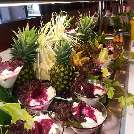 Cosmopolitan Szálloda 4*