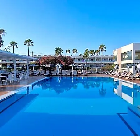 Cosmopolitan Hotel