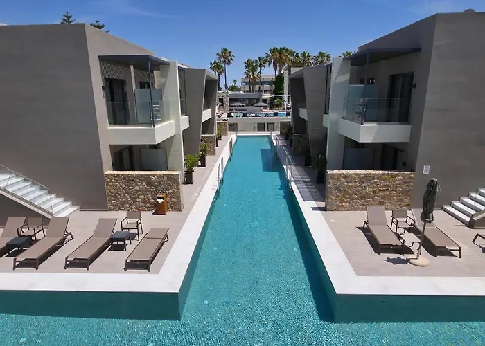 Cosmopolitan Hotel 4*