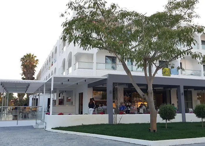 Otel Cosmopolitan İstanköy