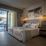Cosmopolitan Hotel 4*
