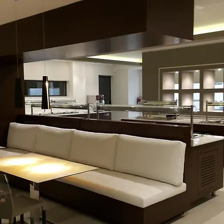 호텔 Cosmopolitan 코스 타운