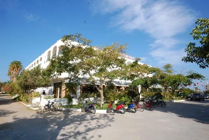 Otel Cosmopolitan İstanköy