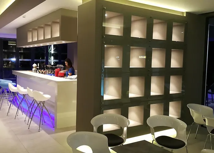 Cosmopolitan 4* Miasto Kos